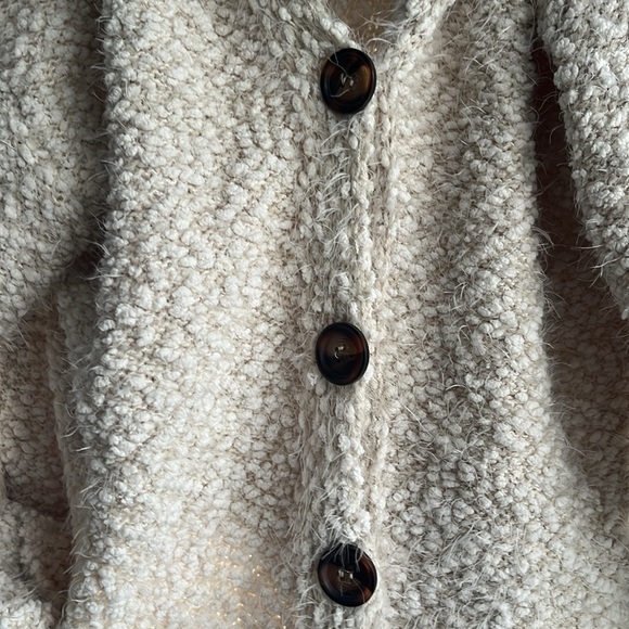 NWOT Knitted sweater with pockets - Picture 4 of 10